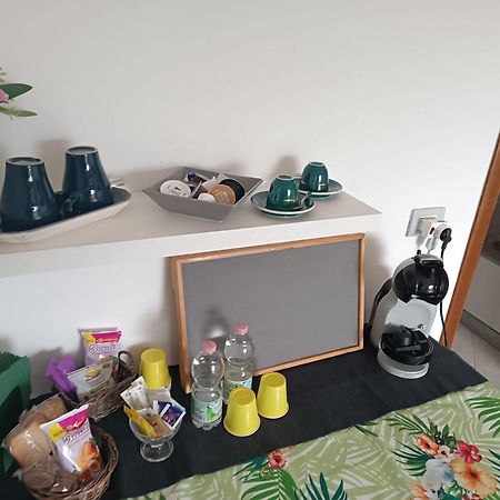 In Casa Zoe Apartment เวนาเรีย เรอาเล ภายนอก รูปภาพ